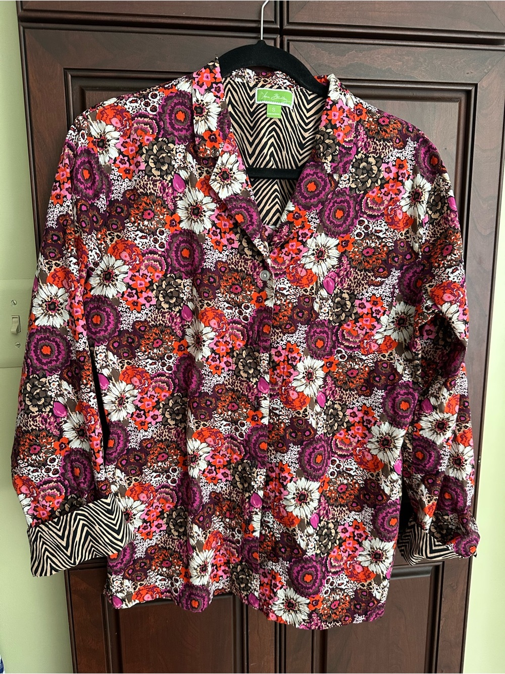 Vera Bradley Button-Up cotton floral Shirt with contrast trim